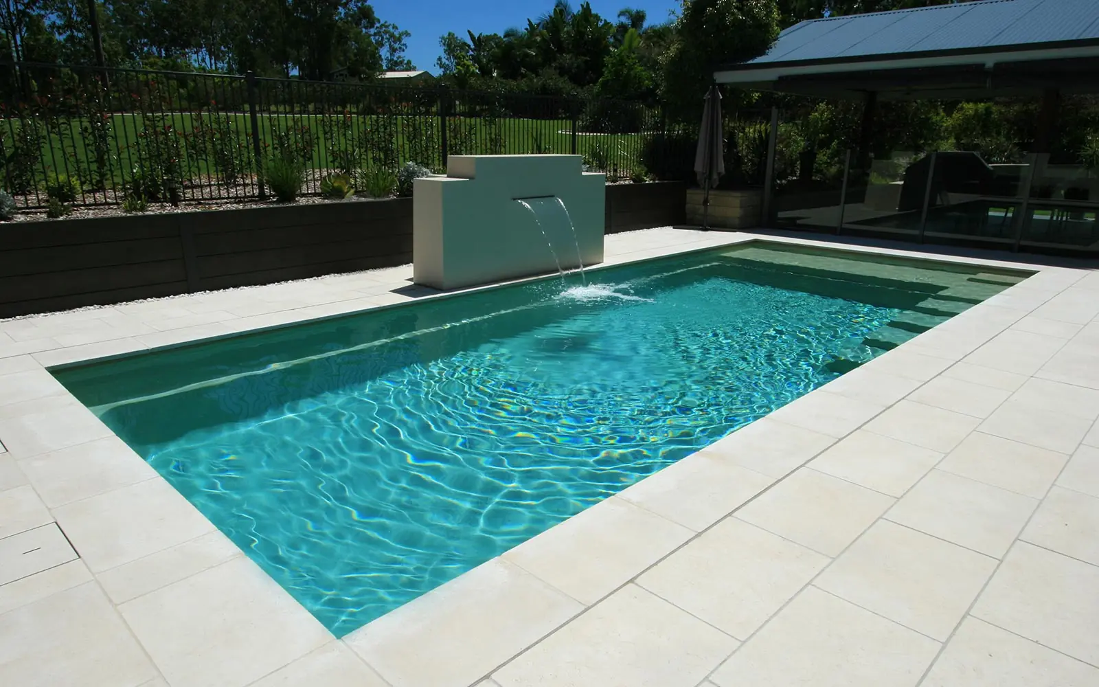 The Elite fibreglass pool model