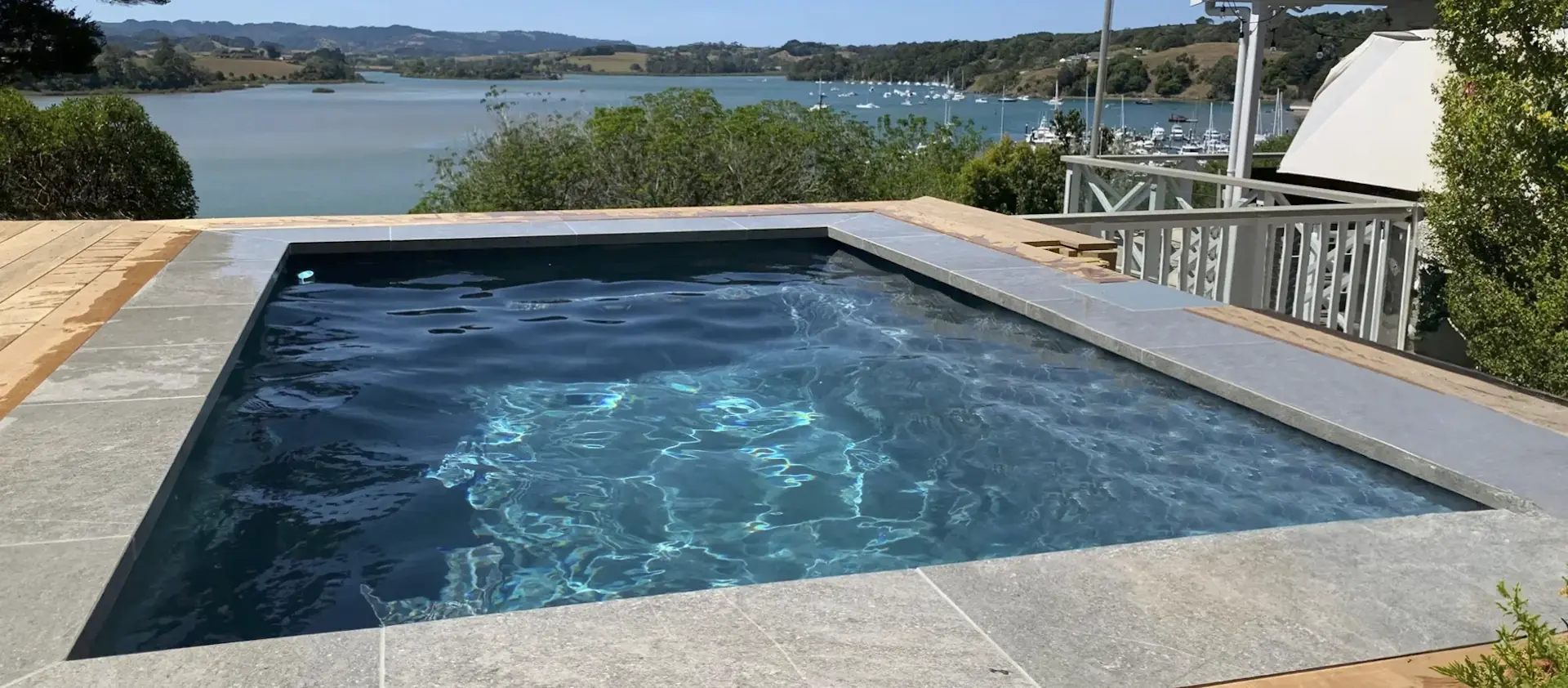 The Fiji Plunge The Fiji Plunge fibreglass pool model