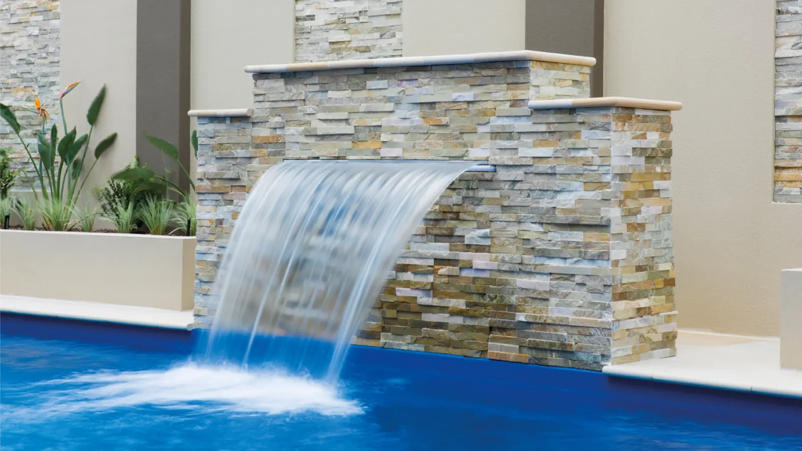 IMG LP AU The Cascade 1600 x 900 pxls The Cascade fibreglass pool model