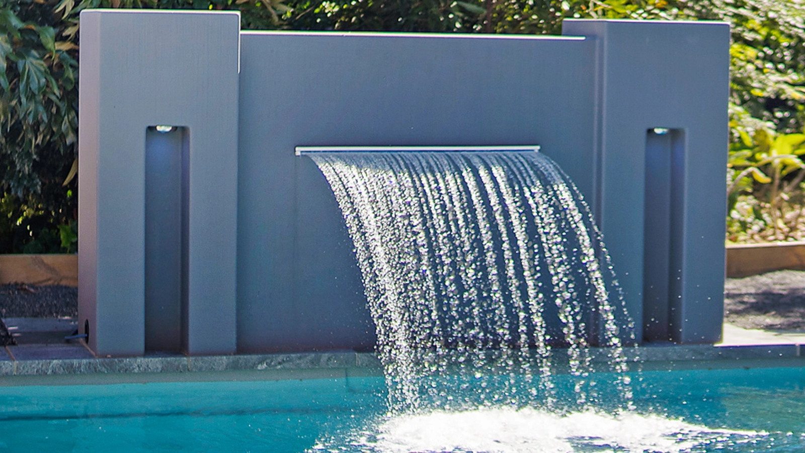 IMG LP AU The Salacia 1600 x 900 pxls The Salacia fibreglass pool model