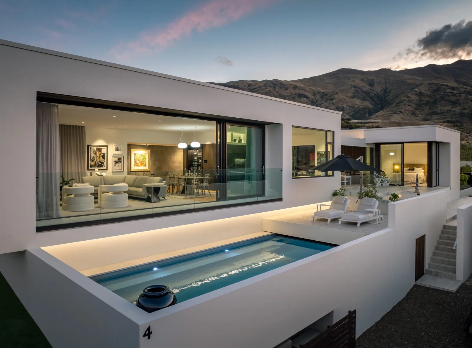 IMG LP NZ Reflection AC 9 Silver Grey Dupont Pools 001