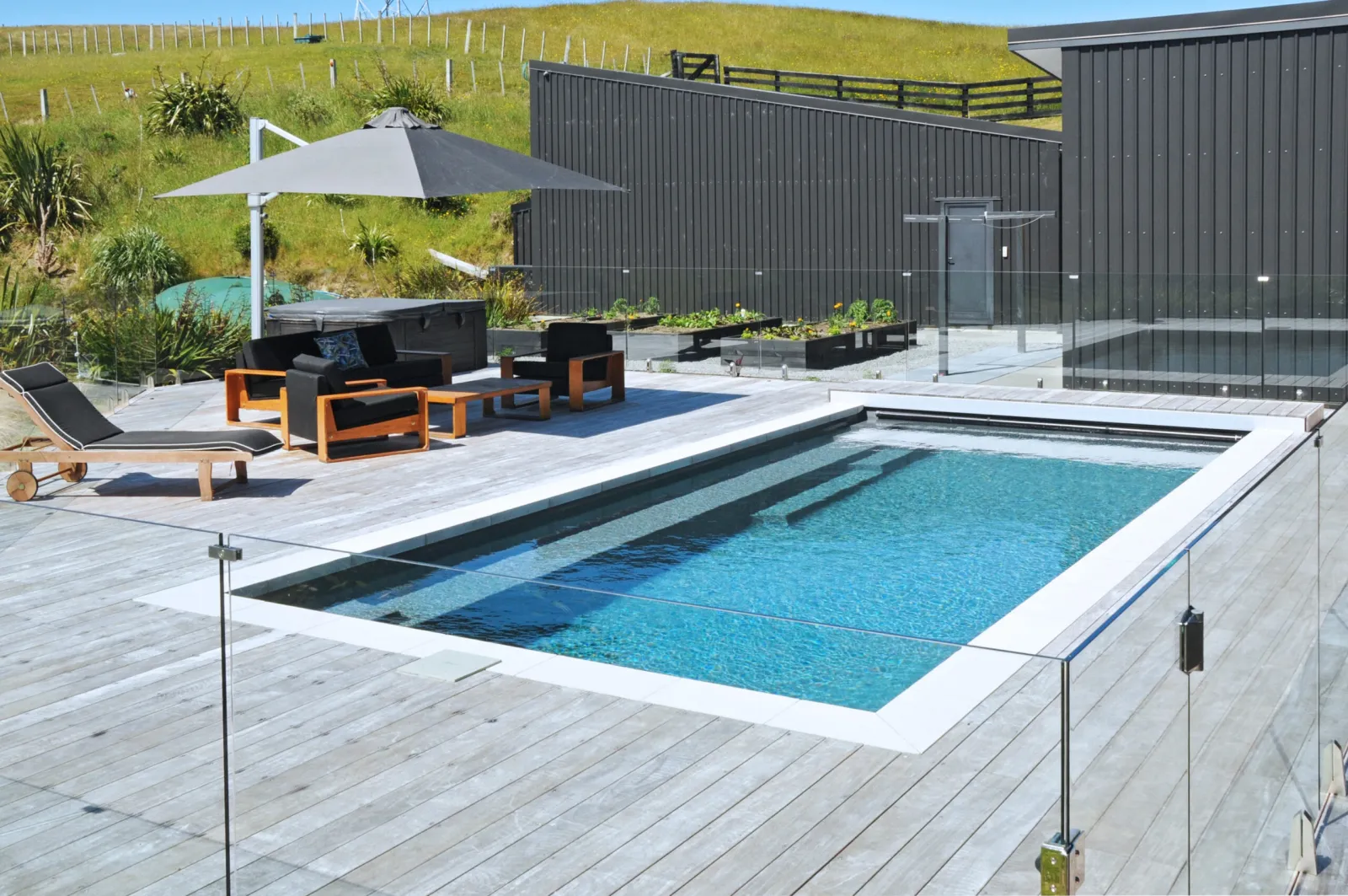IMG LP NZ Reflection AC Graphite Grey 004